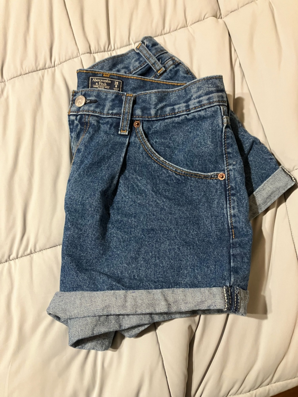 Abercrombie & Fitch Annie High Rise Short in Denim Blue